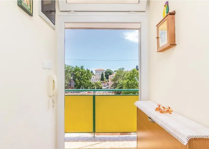 Klara-centar Apartment *